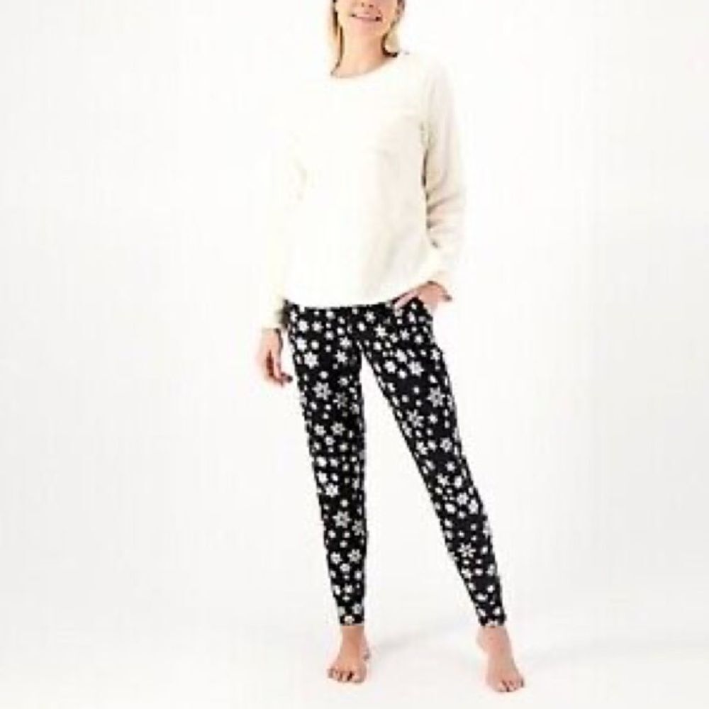 Cuddl Duds Cozy Sherpa and Jersey Pajama Set